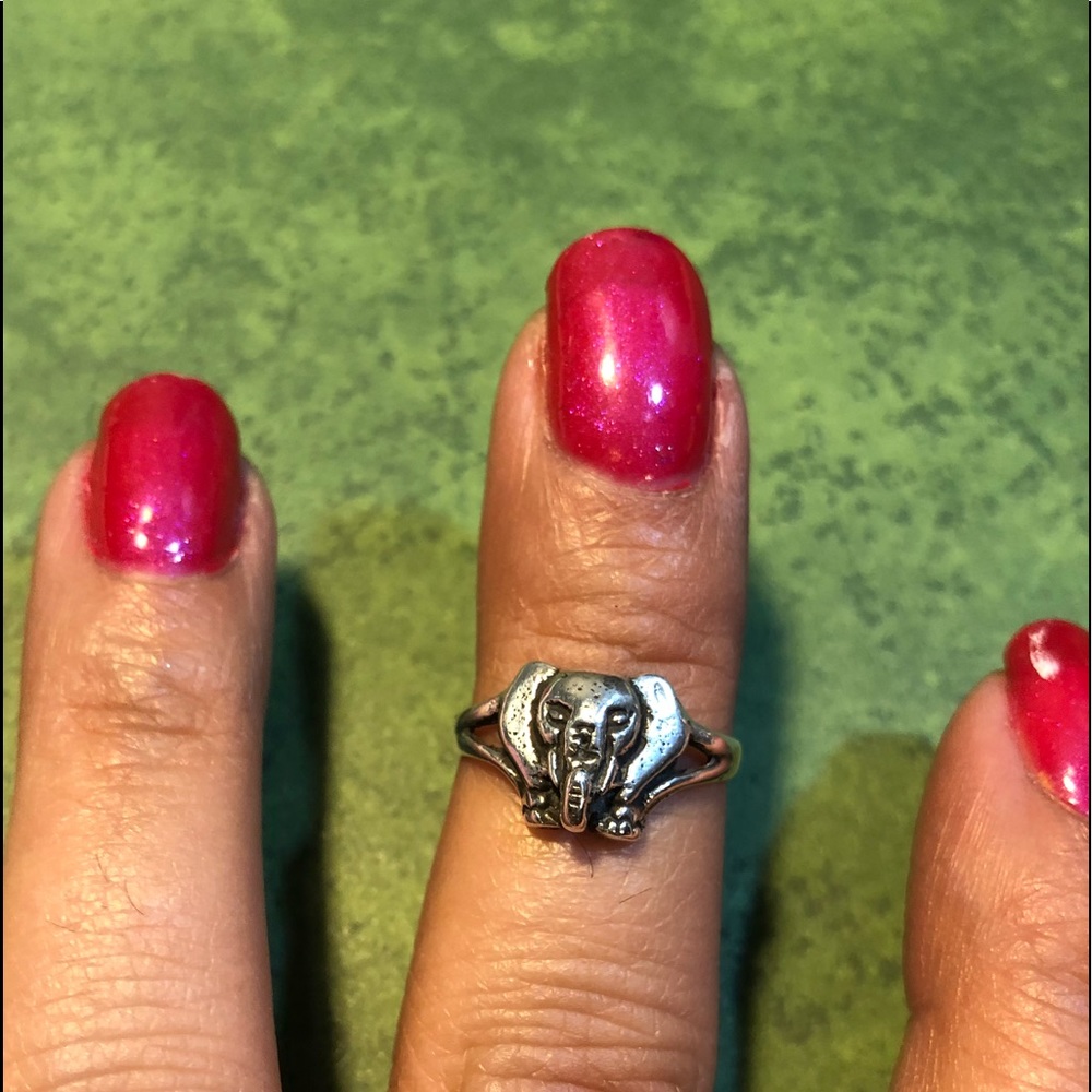 Sterling(925) elephant ring - Picture 4 of 6